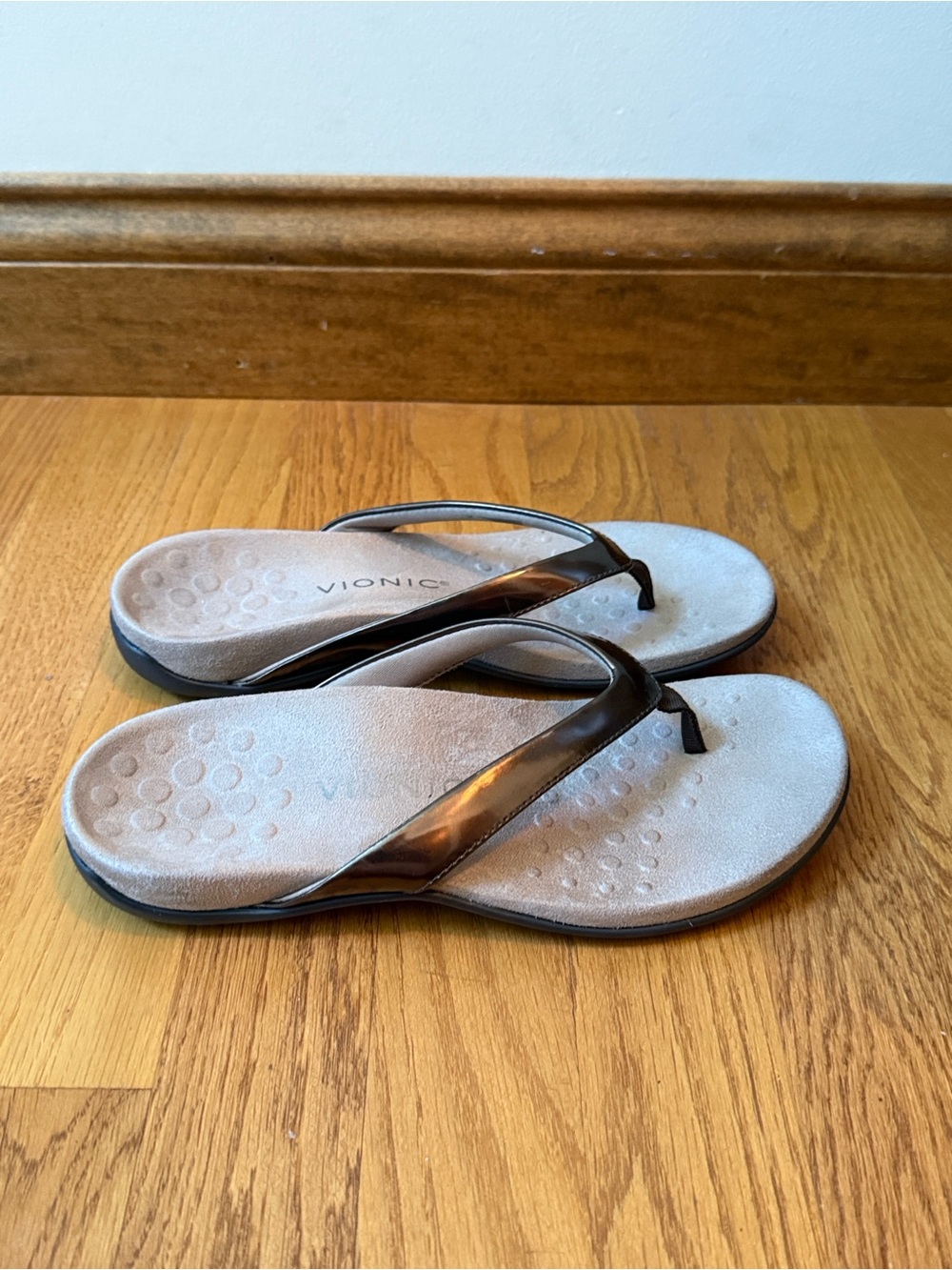 Vionic Dillon Metallic Pewter Orthotic Sandals Women’s Size 6.5 - Picture 6 of 11